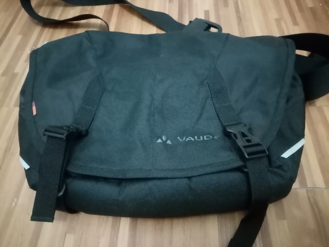 vaude sling bag