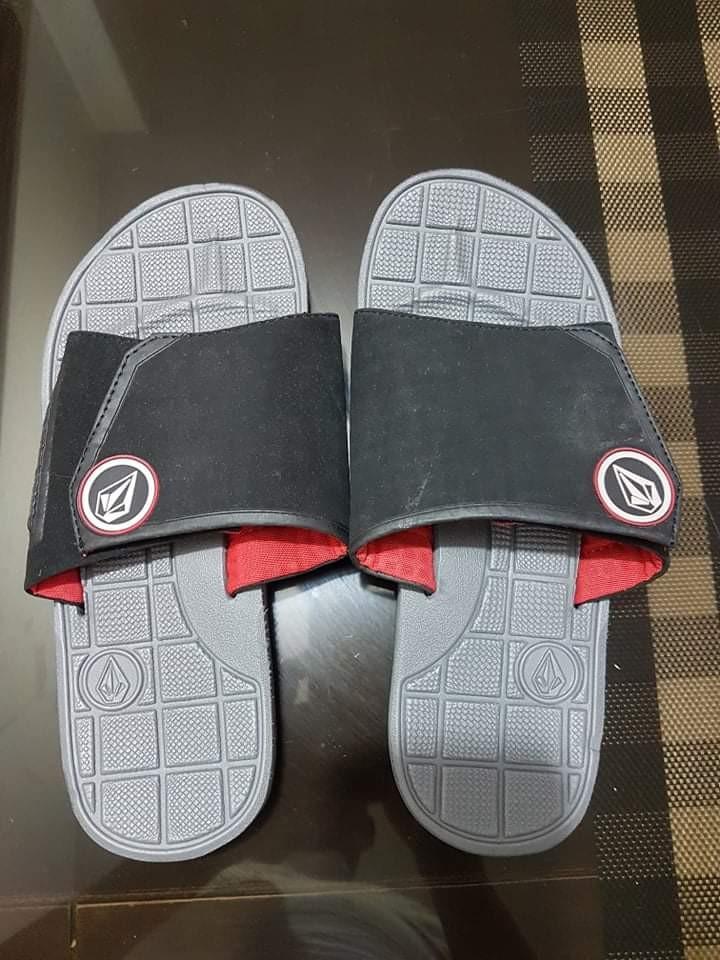 volcom slippers mens