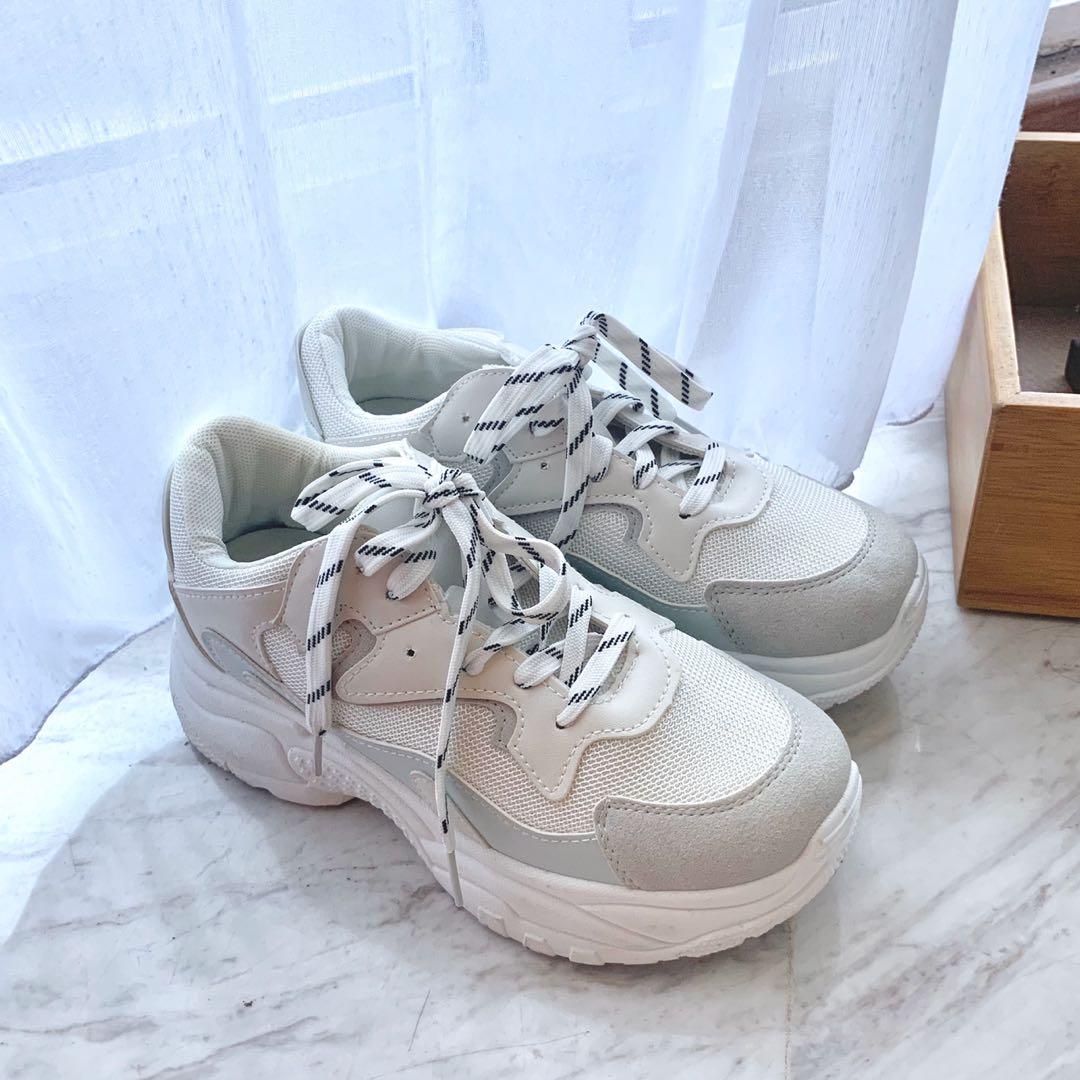 white chunky dad sneakers