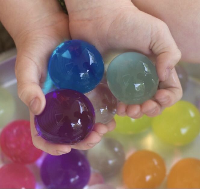 Giant water beads orbeez! 