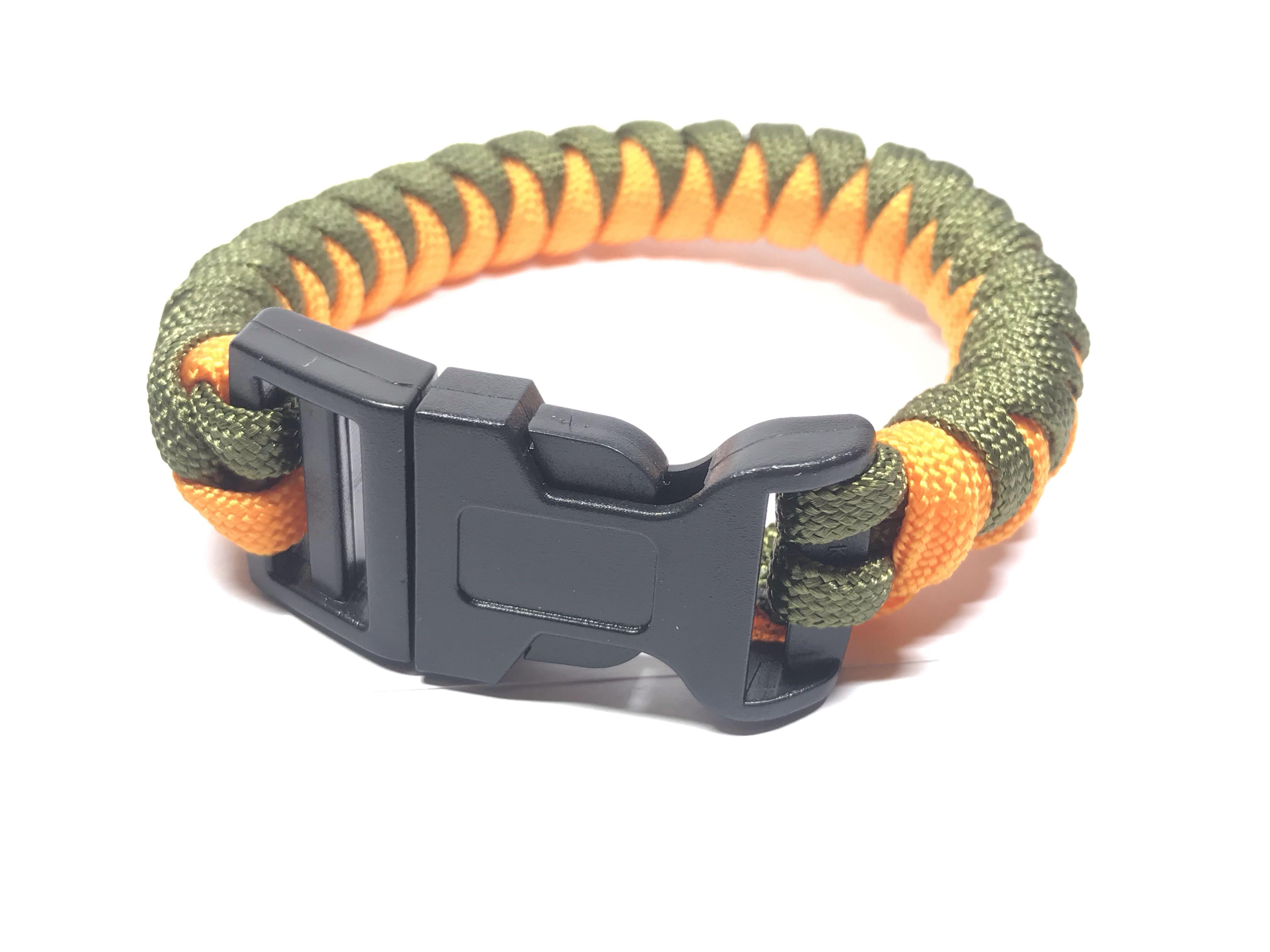Corkscrew paracord bracelet no buckle best sale
