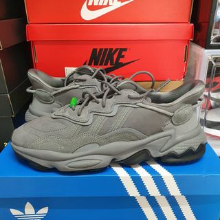 (Category: ) located in . Submitted by sneaker6969 (Listing ID 1002408838, Image 1). Description: .