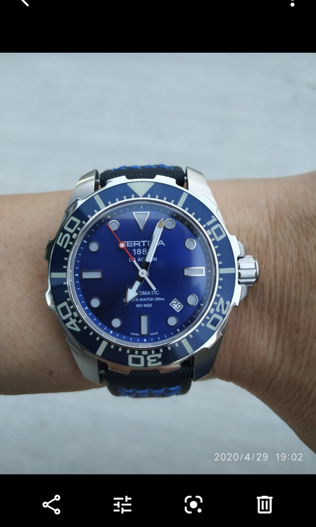 Certina DS action diver Mobile Phones Gadgets Wearables