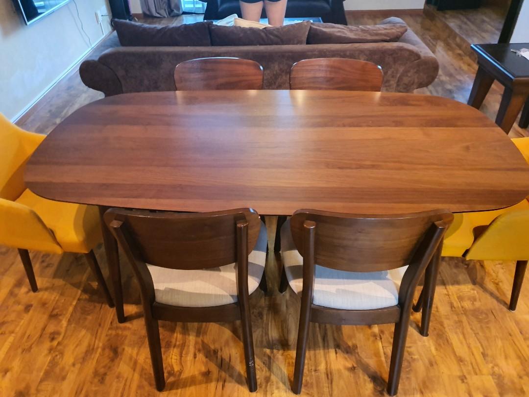 Dining Table With 6 Chairs Furniture Tables Chairs On Carousell