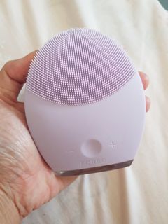 (Category: ) located in . Submitted by prettylilthingy (Listing ID 1003915786, Image 1). Description: .