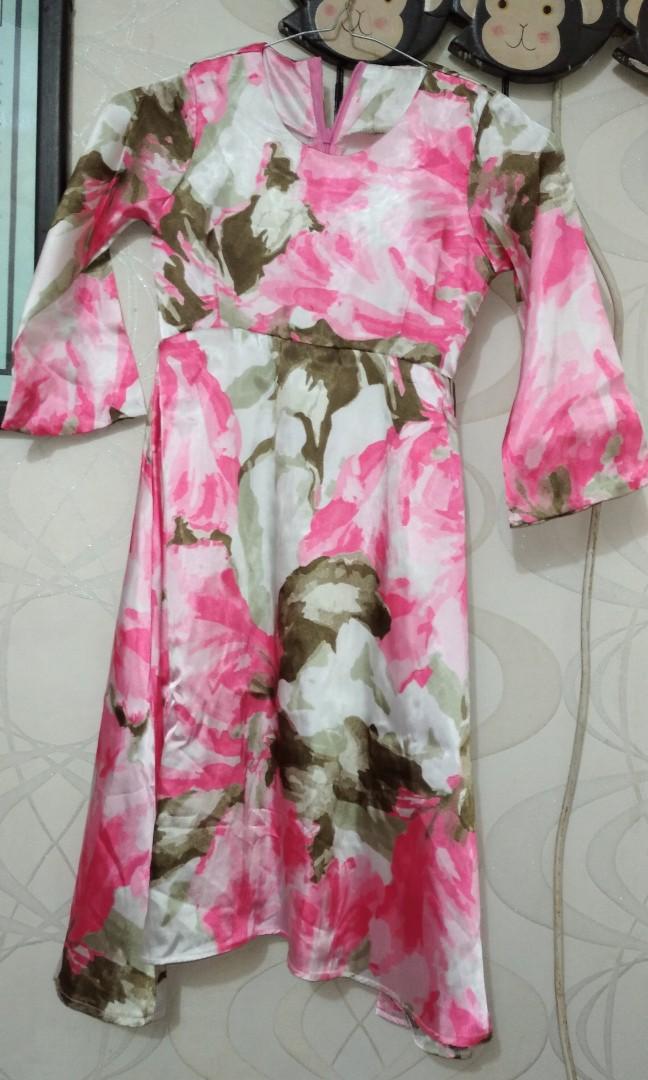 Gamis Satin Anak Bayi Anak Baju Anak Perempuan 4 Hingga 7 Tahun Di Carousell