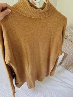 Glassons brown knitted turtle neck, size L