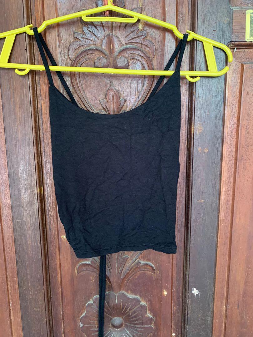 HALTER EGO LACE-UP CROP TOP - Black (Category: Sleeveless) located in Manila. Submitted by clutterfreepao2020 (Listing ID 1003888952, Image 2). Description: Used for fitting only. Color is so black in personal. It get washed on the photo a bit. Almost no flaws. Im just decluttering stuff I wont be using. Lalamove/Grab delivery only within Metro Manila while in ECQ / GCQ c/o buyer. #Zara #Mango #Office #minimalist More items that you’ll buy from m