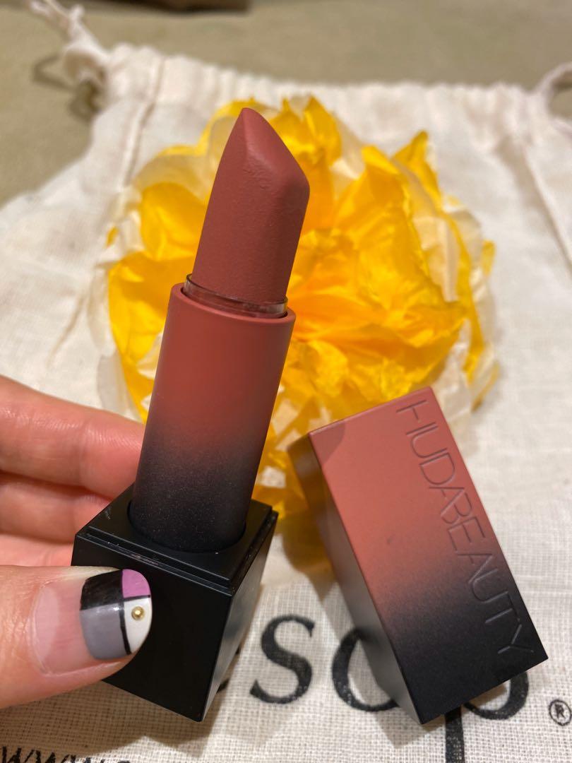 huda beauty rendezvous