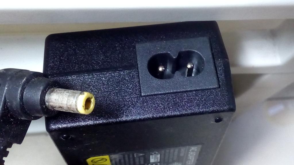 Original Fujitsu Adapter-Charger (Category: Chargers) located in Cainta. Submitted by sannypasc (Listing ID 1003865368, Image 3). Description: Original Fujitsu Adaptor-Charger Input: 100-240 Volts 2Amp 50/60Hz (Autovolt) Output: 19 Volts DC – 5.27 Amperes Power cord included. No issue. Good working conditions. Price is negotiable. Pick up via Lalamove, Grab, Toktok, Speedy & etc Mode of payment: Rider abono or Bank accnt. Please text my Globe mob