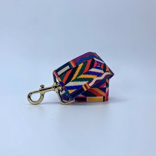 （分類：）位於 。 由 strapandlatch 提交（商品編號 1003829938，圖片 1）。簡介： 。