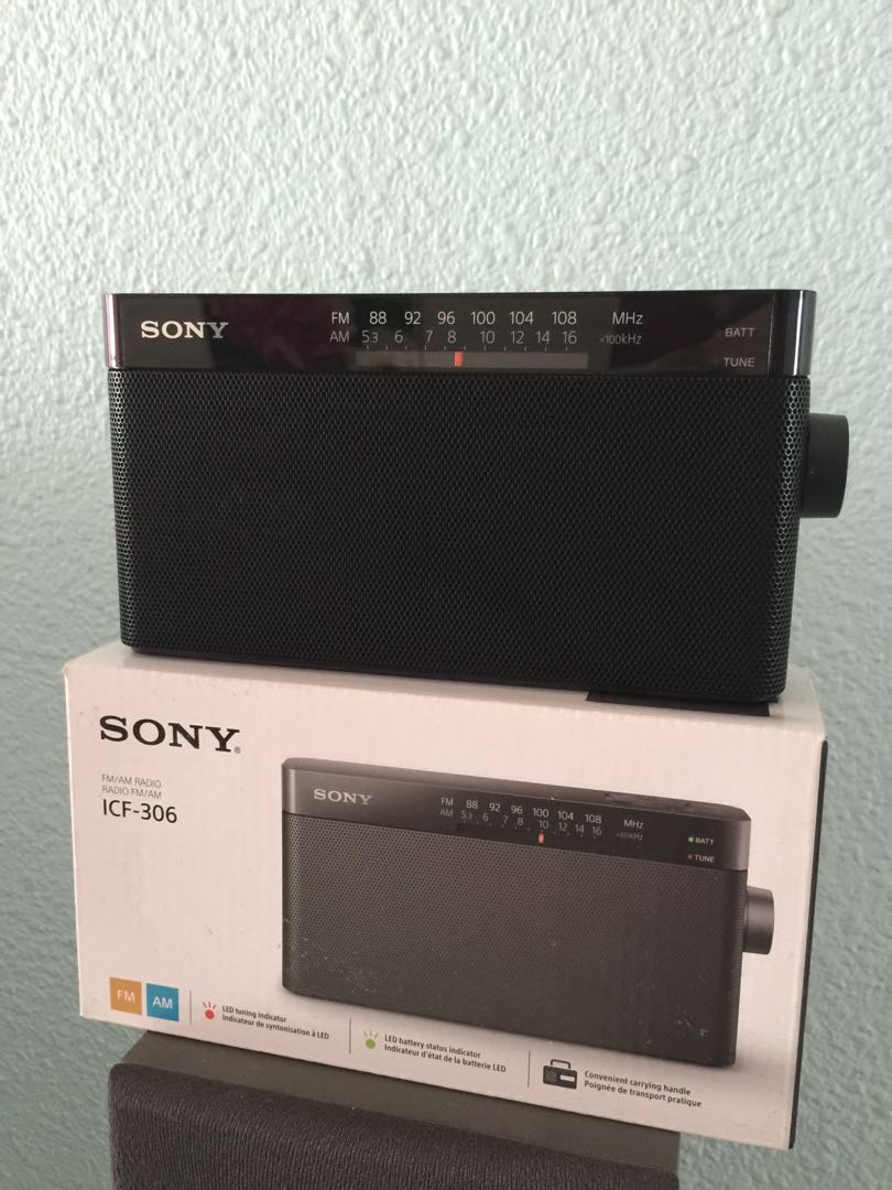Sony Radio ICF-306 FM/AM, Audio, Portable Music Players on Carousell