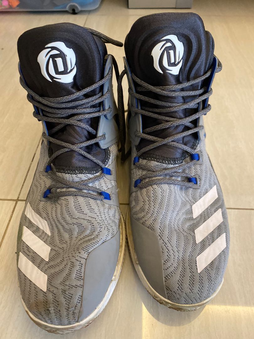 derrick rose basketball sneakers