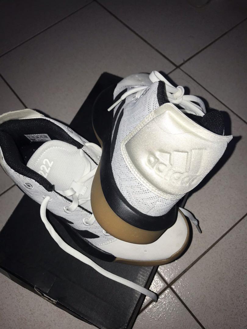 pro adversary 2019 shoes