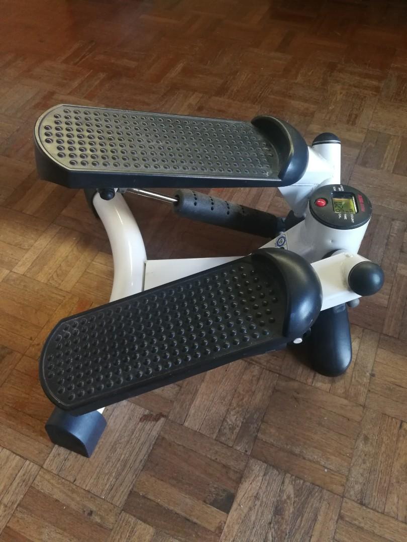 AIBI Twist Stepper Sports Equipment Exercise Fitness Cardio Fitness Machines on Carousell