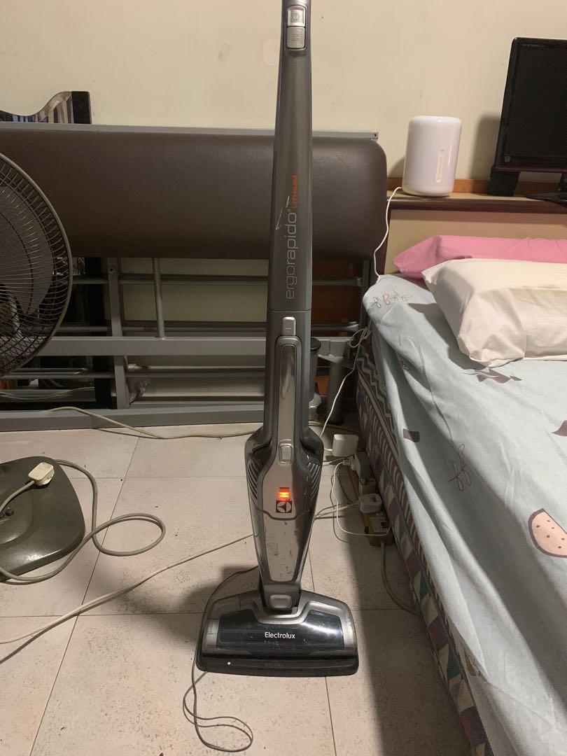 Electrolux Ergorapido Lithium High power cordless vacuum, TV & Home