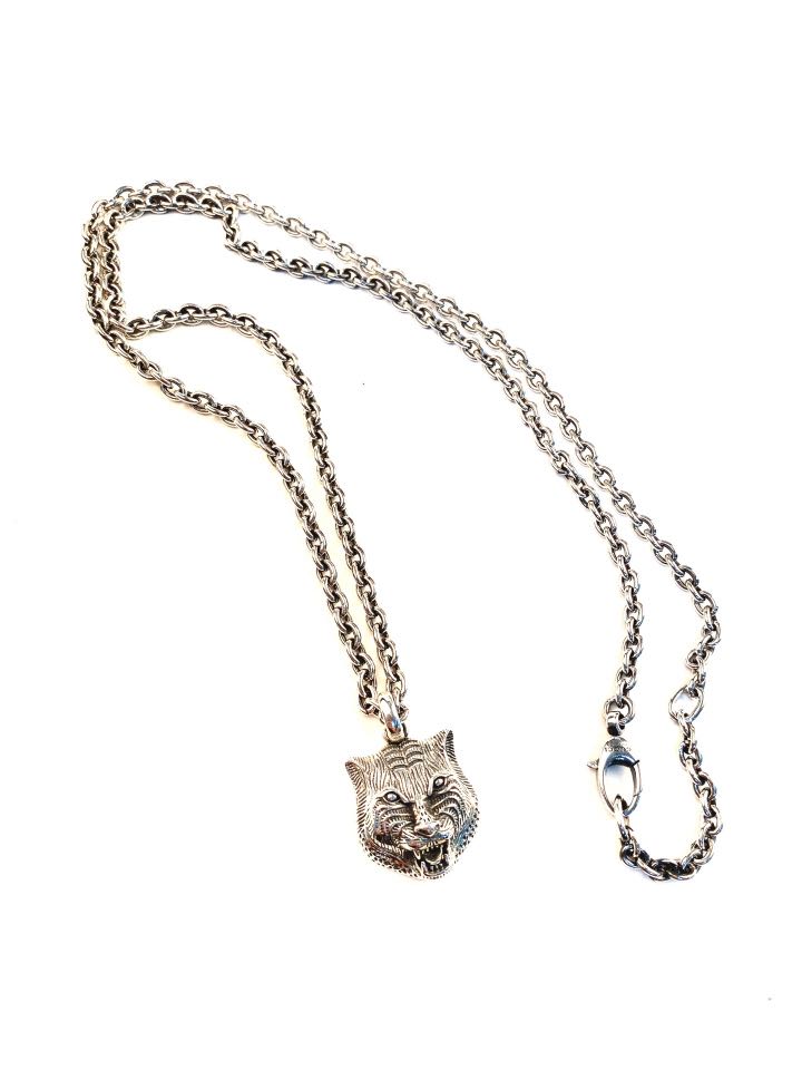 Gucci feline necklace hotsell