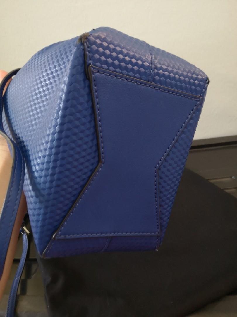 Karen millen online bucket bag