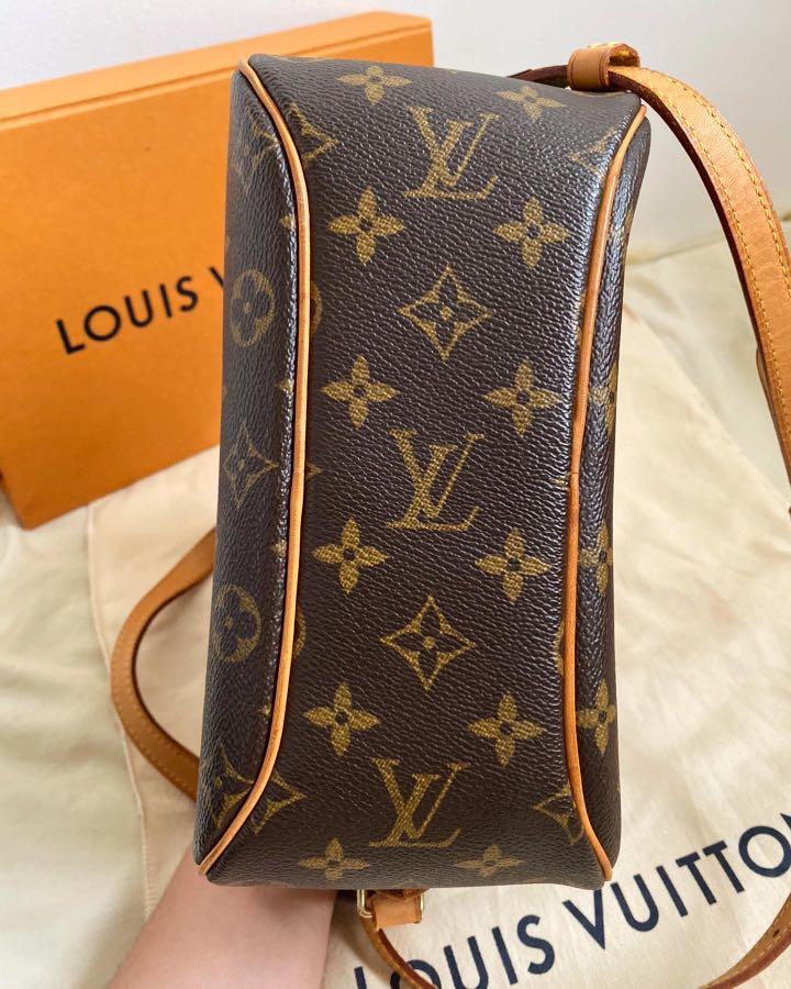 De'lux Bagz - LV blois crossbody bag, preloved in good condition, comes  with dust bag, price RM 2200 nett #deluxpreloved#deluxlv