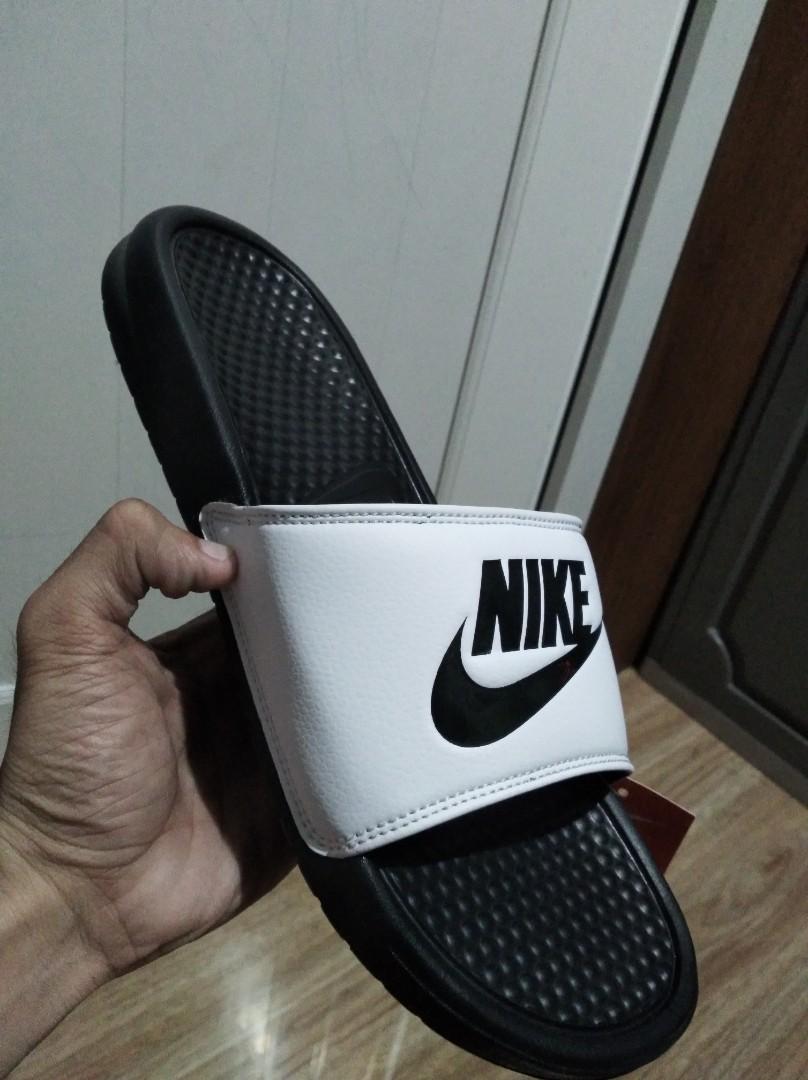 Nike slippers 219 shop