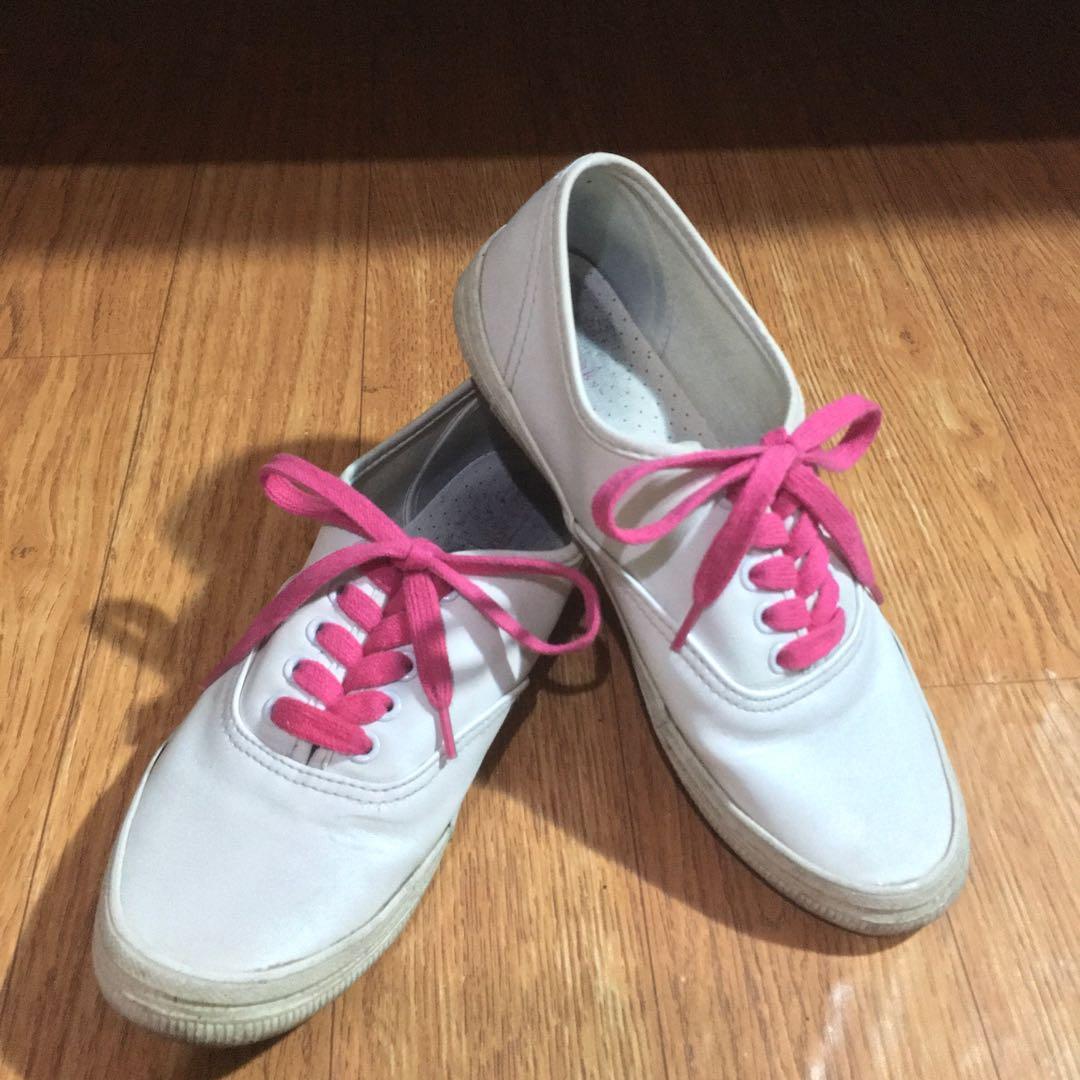 White vans sale payless