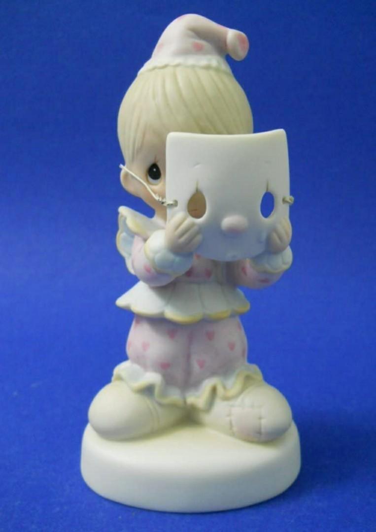 1981 special editi Put on a Happy Face PRECIOUS MOMENT figurine Collectible