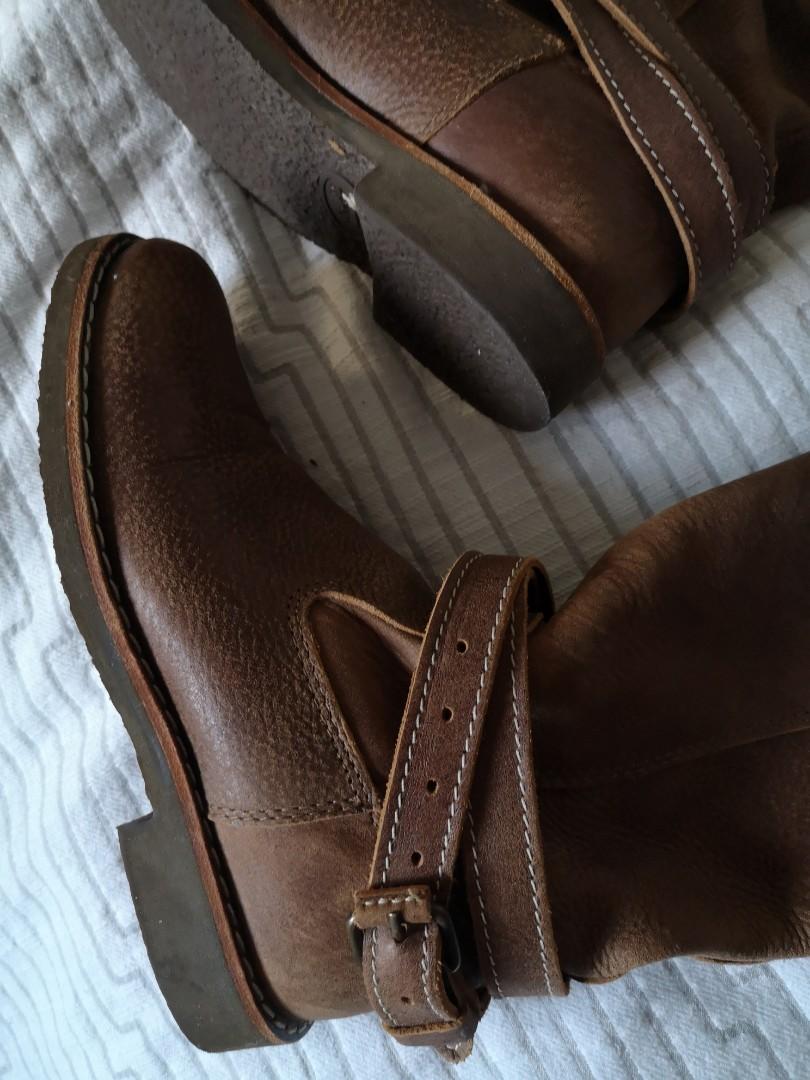 Roots leather deals boots