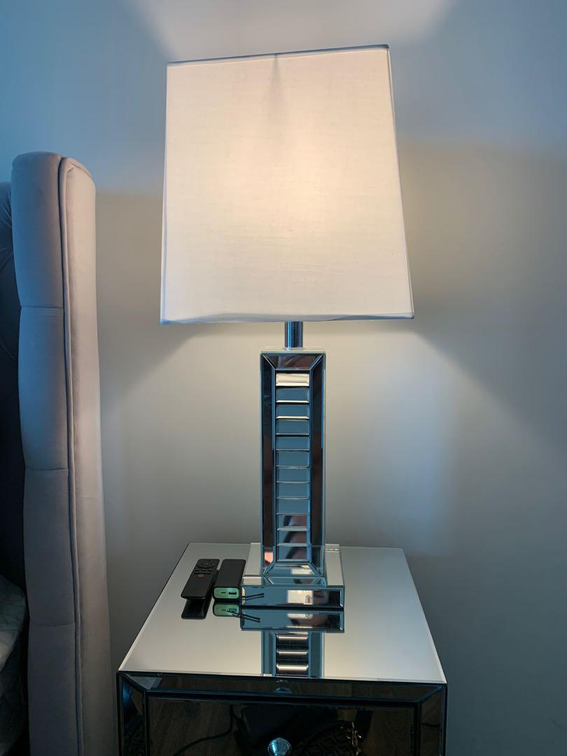 ssf table lamp