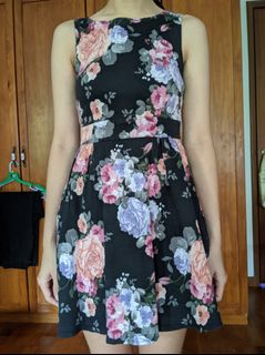(Category: ) located in . Submitted by dumbrella (Listing ID 1007607183, Image 1). Description: .