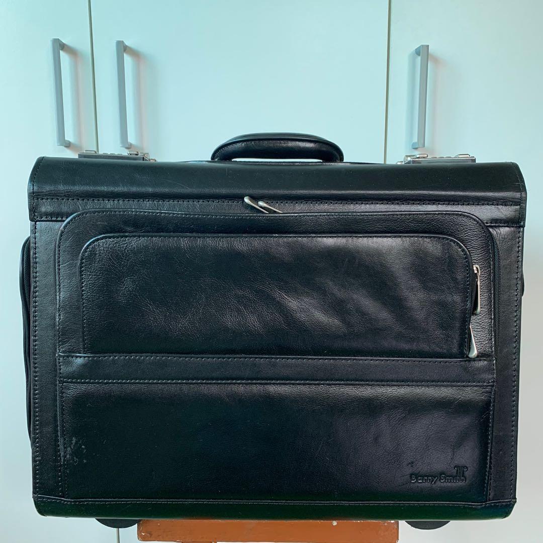 barry smith pilot bag