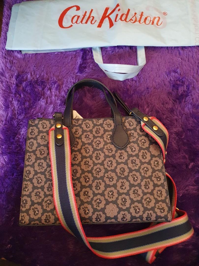 The freston grab cross body 2025 bag