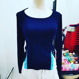 (Category: ) located in . Submitted by magical_wardrobe (Listing ID 1007903891, Image 1). Description: .