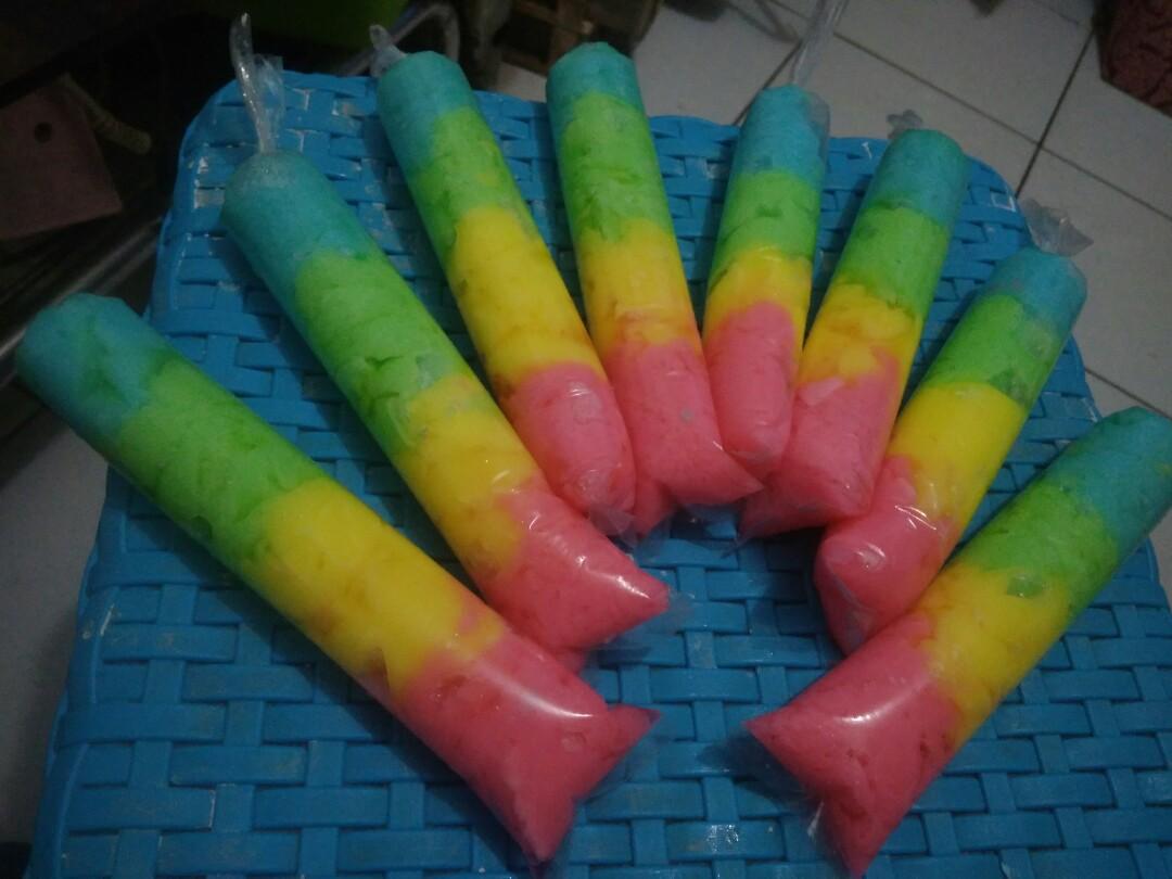 Es Lilin Jelly Rainbow Pelangi Makanan Minuman Kue Kue Di Carousell