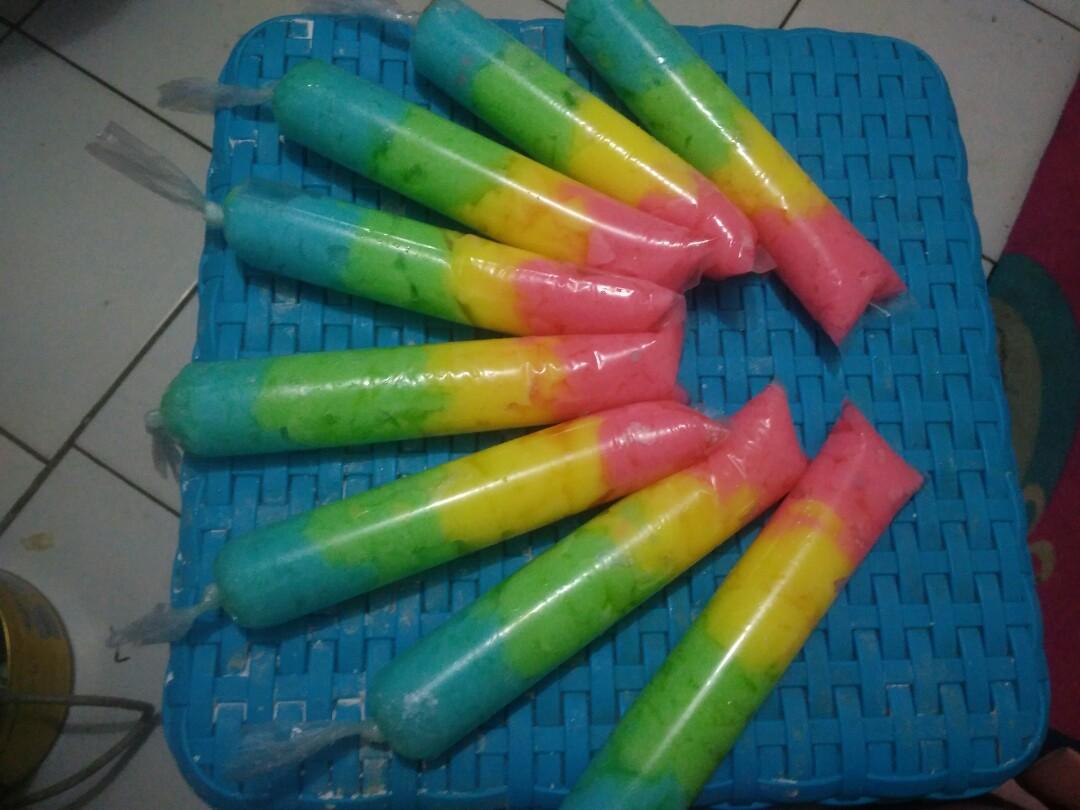 Es Lilin Jelly Rainbow Pelangi Makanan Minuman Kue Kue Di Carousell