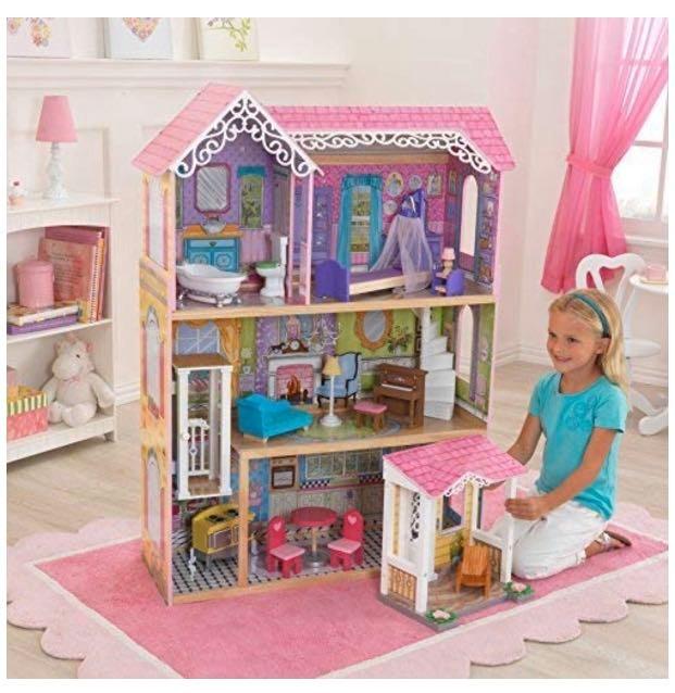 sweet and pretty dollhouse