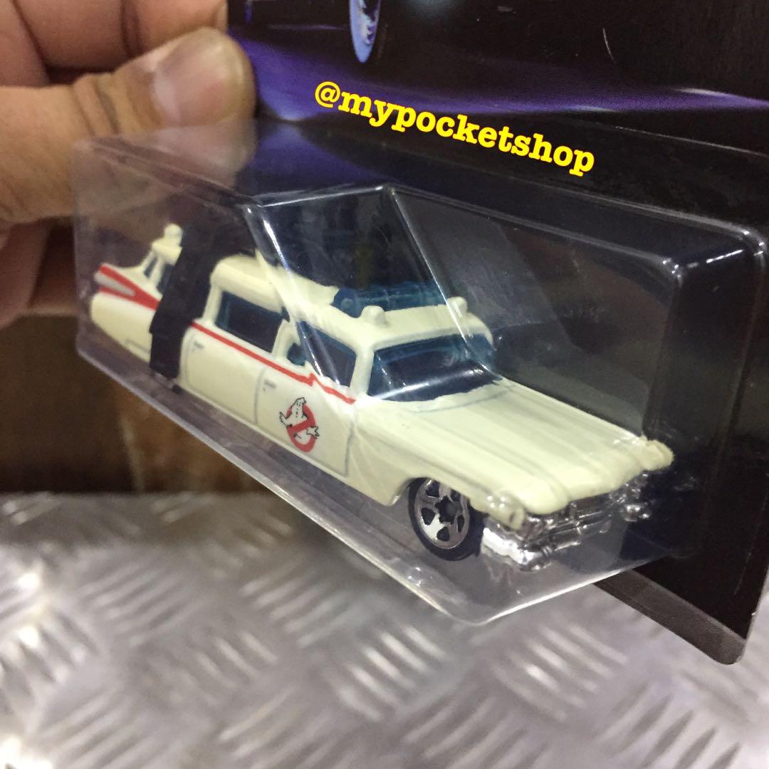 Ghostbusters (2016) - Ecto-1 - modèle Retro Entertainment Hot Wheels