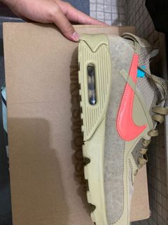 （分類：）位於 。 由 nikesupreme 提交（商品編號 1007916786，圖片 1）。簡介： 。