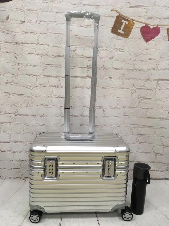small suitcase carry on