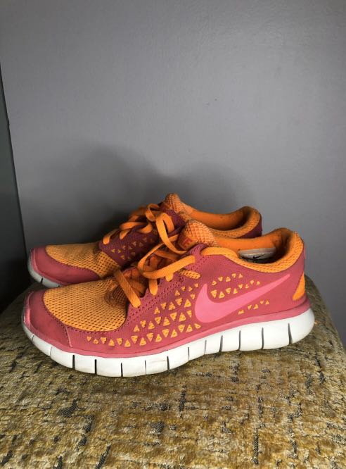 nike free orange