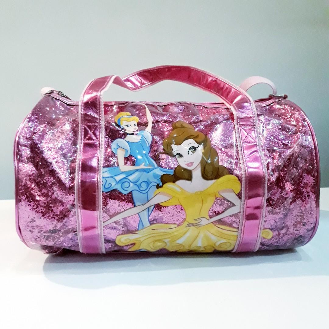 Princess Duffle bag (Category: Diaper Bags & Wetbags) located in Quezon City. Submitted by hanap_kayu (Listing ID 1007868176, Image 2). Description: #caroswitch #maynewbie Pretty Pink Dufflebag with slight damages..