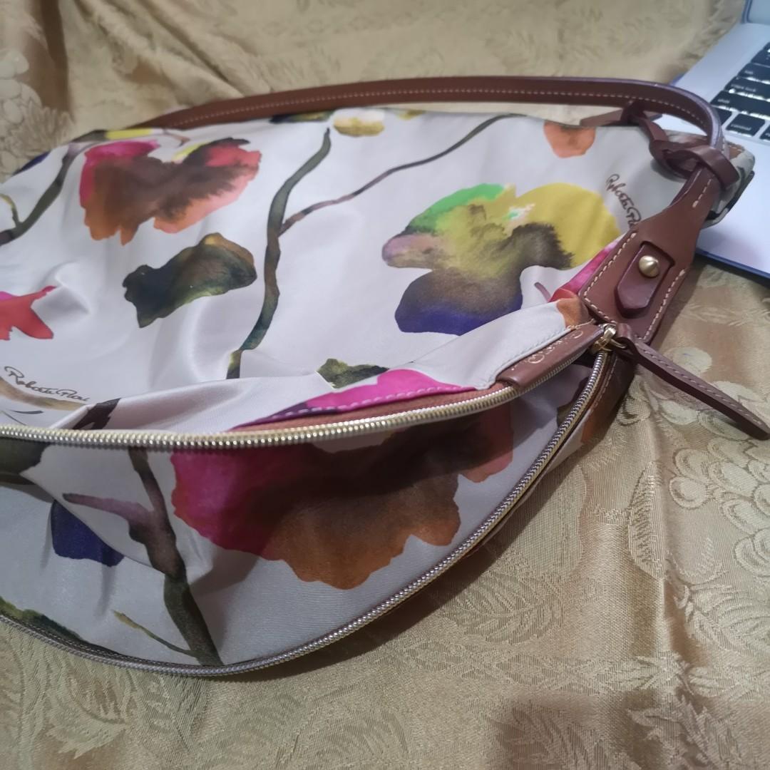 Roberta Pieri hobo bag (Category: Luxury Bags & Wallets) located in Quezon City. Submitted by cheapbrandy (Listing ID 1007832719, Image 2). Description: Brand new Big, spacious, canvas bag. Leather suede interior. It's 15" wide and 17" long..
