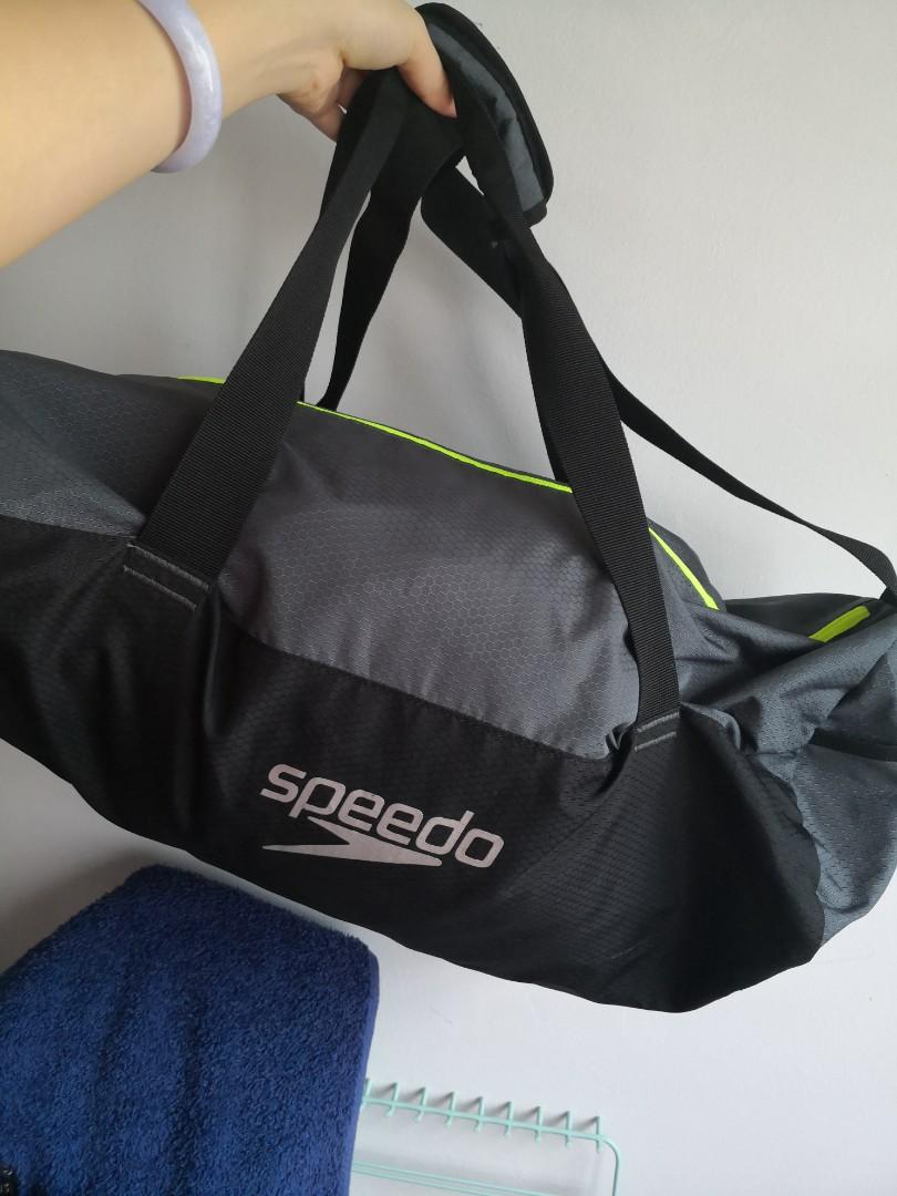 speedo sports bag