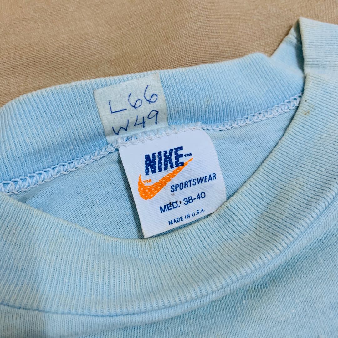 nike with orange tag