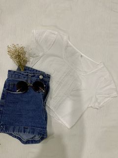(Category: ) located in . Submitted by leis_closet (Listing ID 1003694088, Image 1). Description: .