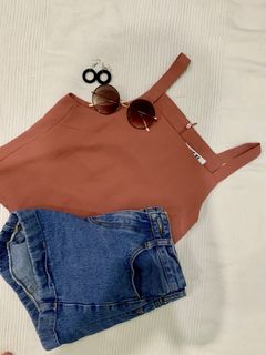 (Category: ) located in . Submitted by leis_closet (Listing ID 1007869730, Image 1). Description: .