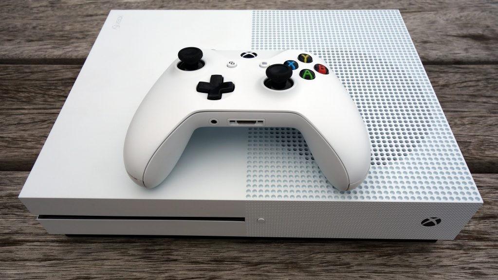 xbox one s 1tb only 780gb