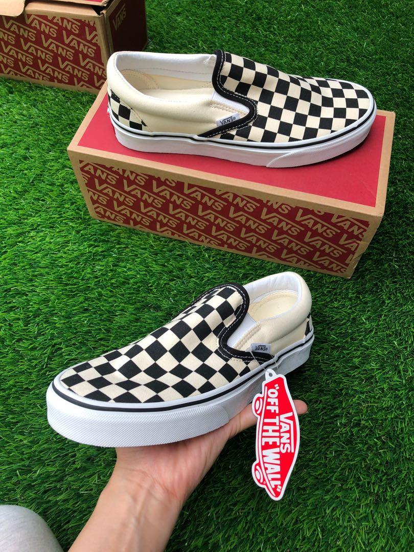 Vans slip discount on checkerboard fashion