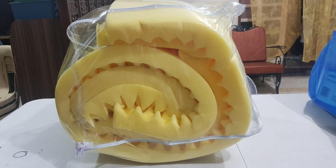 Anti body sore egg crate mattress (Category: Other Assistive Aids) located in Marikina City. Submitted by izsilog (Listing ID 1008119561, Image 1). Description: Eggcrate Mattress for Antibodysore 36in x 75 in x 2.5 in Php 1,100 price is negotiable 😊.