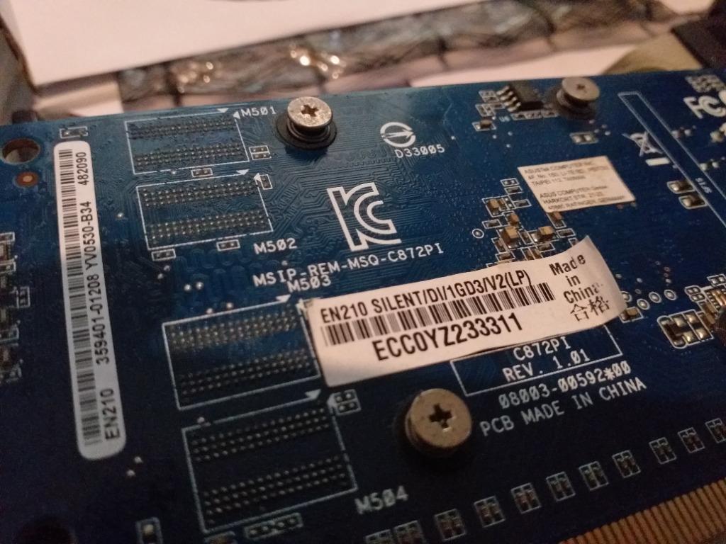 Asus EN210 1GBDDR3 64bit Video Card w/ Box, Manual & Driver CD