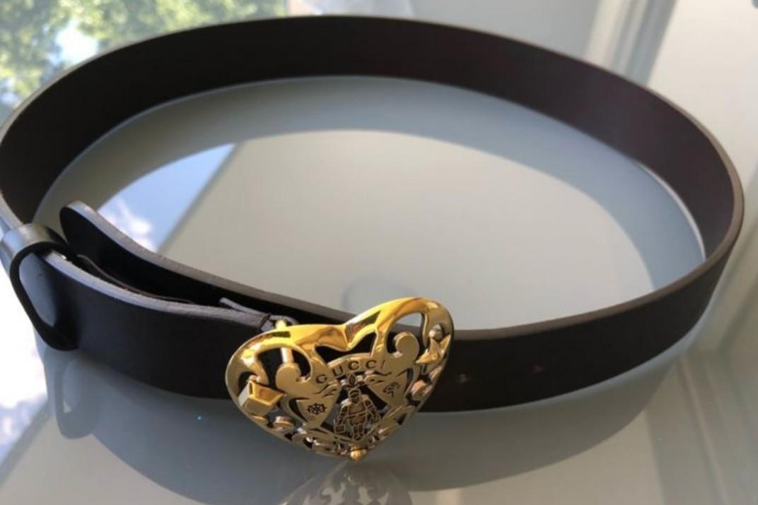 gilt gucci belt